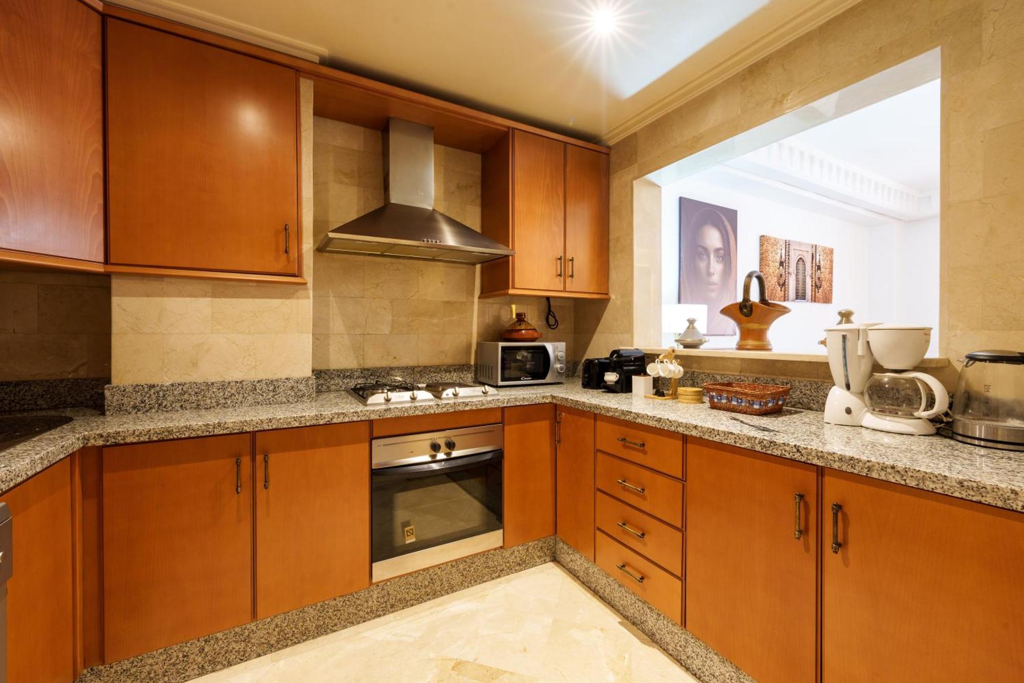 Appartement Chic Gueliz Plaza Avec Vue 马拉喀什 外观 照片